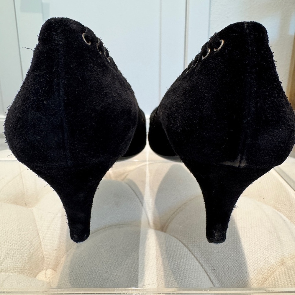 Prada Black Suede Beaded Embellished Pointed-Toe Heels (38.5) - Picture 12 of 13